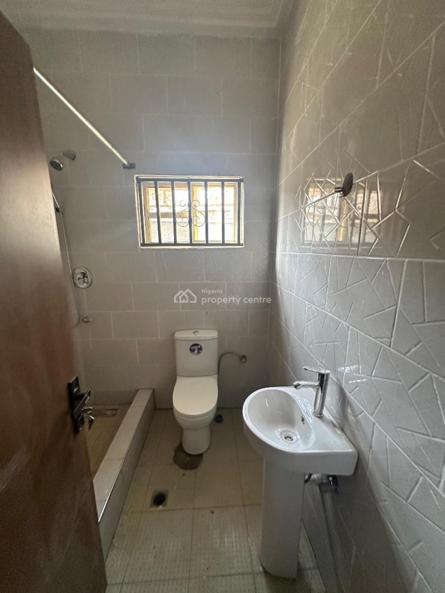 Spacious Two Bedrooms Flat, Associated Estate, Karmo, Abuja, Flat / Apartment for Rent