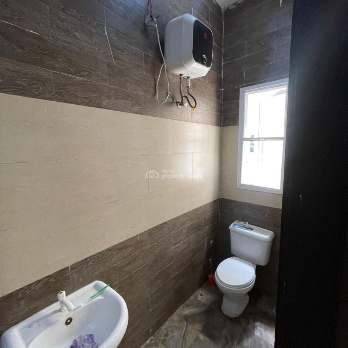 Spacious Luxurious Miniflat with Massive Kitchen, Lekki Phase 1, Lekki, Lagos, Mini Flat (room and Parlour) for Rent