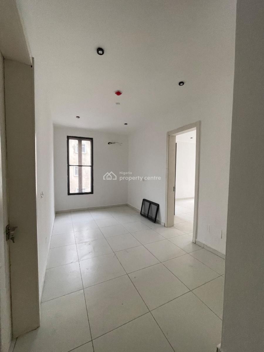 4bedroom Maisonette with a Bq, Ologolo, Lekki, Lagos, Terraced Duplex for Rent