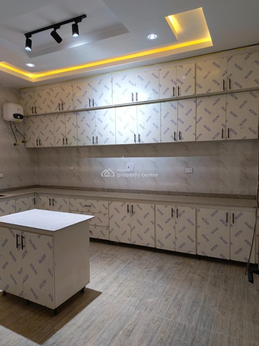 Clean Spacious Magnificent 3 Bedroom Bungalow with 2 Self Contain Bq, Inside an Estate, Karsana, Abuja, Detached Bungalow for Rent