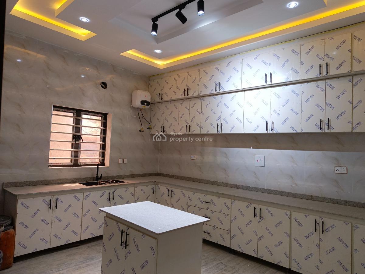 Clean Spacious Magnificent 3 Bedroom Bungalow with 2 Self Contain Bq, Inside an Estate, Karsana, Abuja, Detached Bungalow for Rent