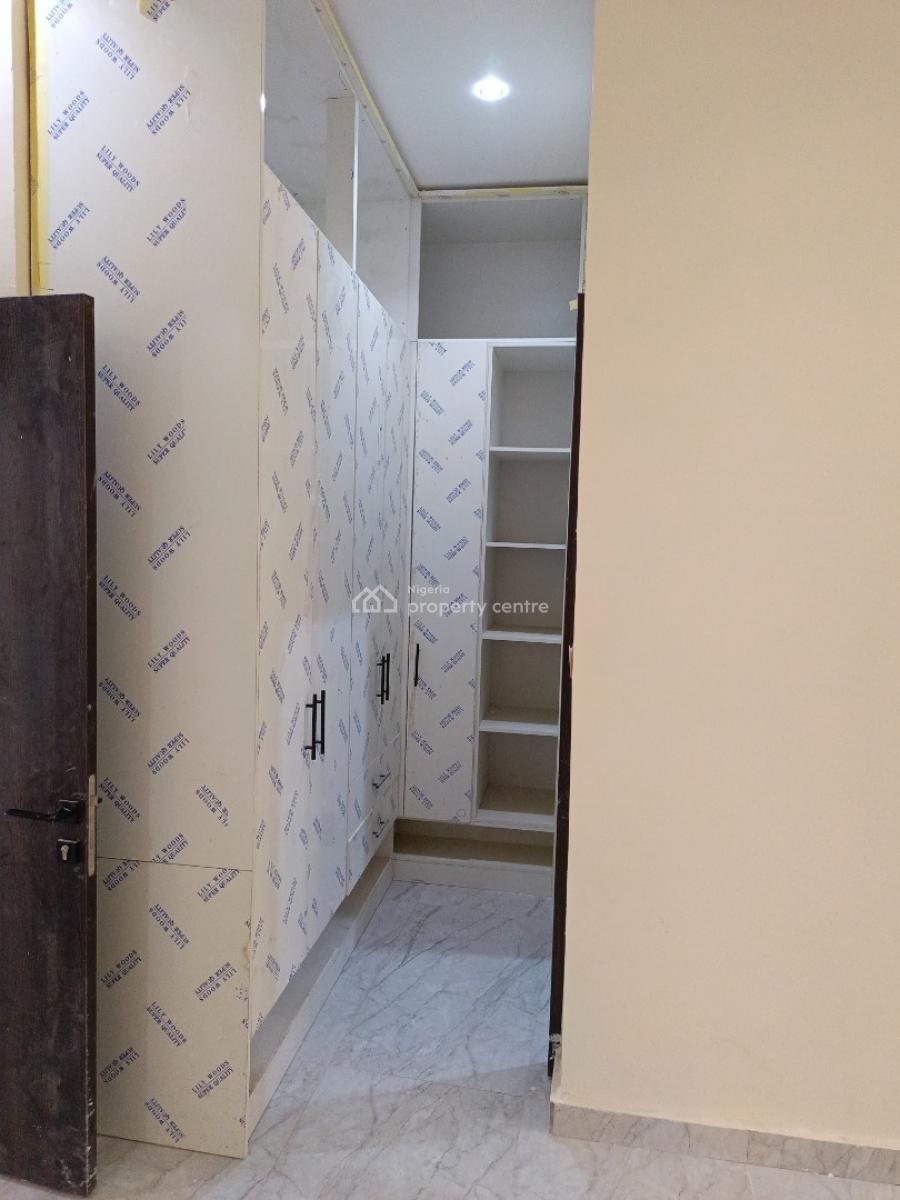 Clean Spacious Magnificent 3 Bedroom Bungalow with 2 Self Contain Bq, Inside an Estate, Karsana, Abuja, Detached Bungalow for Rent