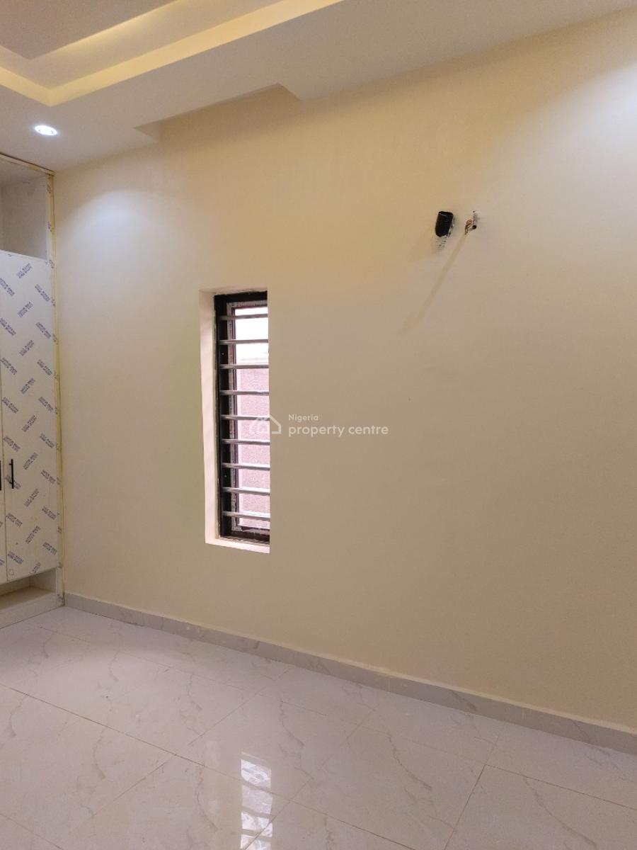 Clean Spacious Magnificent 3 Bedroom Bungalow with 2 Self Contain Bq, Inside an Estate, Karsana, Abuja, Detached Bungalow for Rent