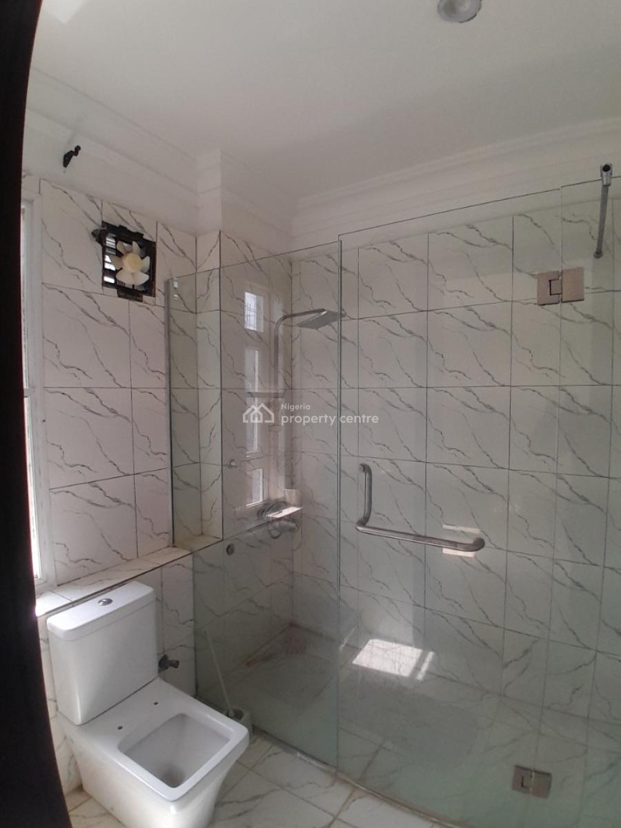 Two Bedrooms with Bq, Ayo Odobiyii Lekki Right, Lekki Phase 1, Lekki, Lagos, Flat / Apartment for Rent