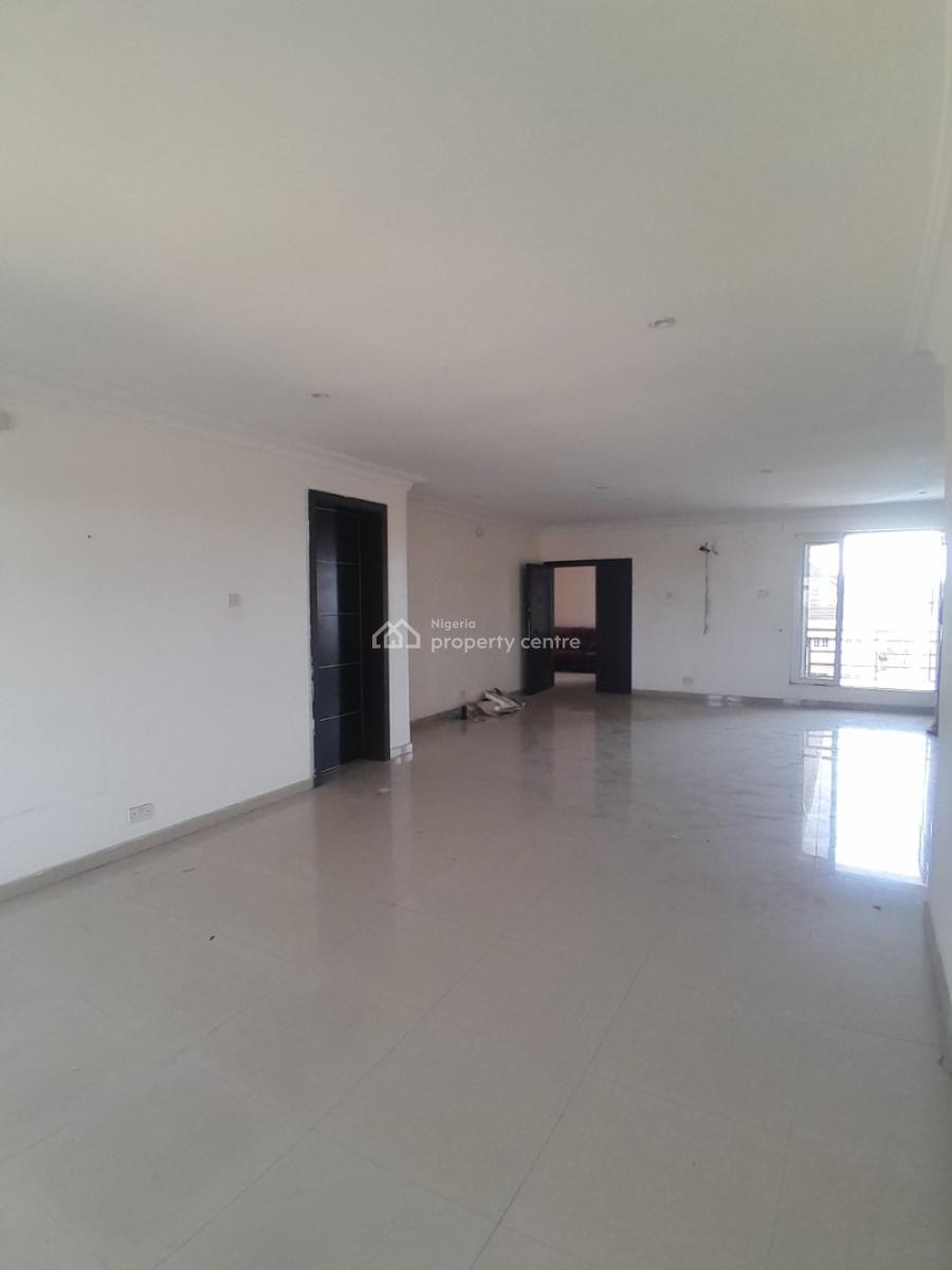 Two Bedrooms with Bq, Ayo Odobiyii Lekki Right, Lekki Phase 1, Lekki, Lagos, Flat / Apartment for Rent