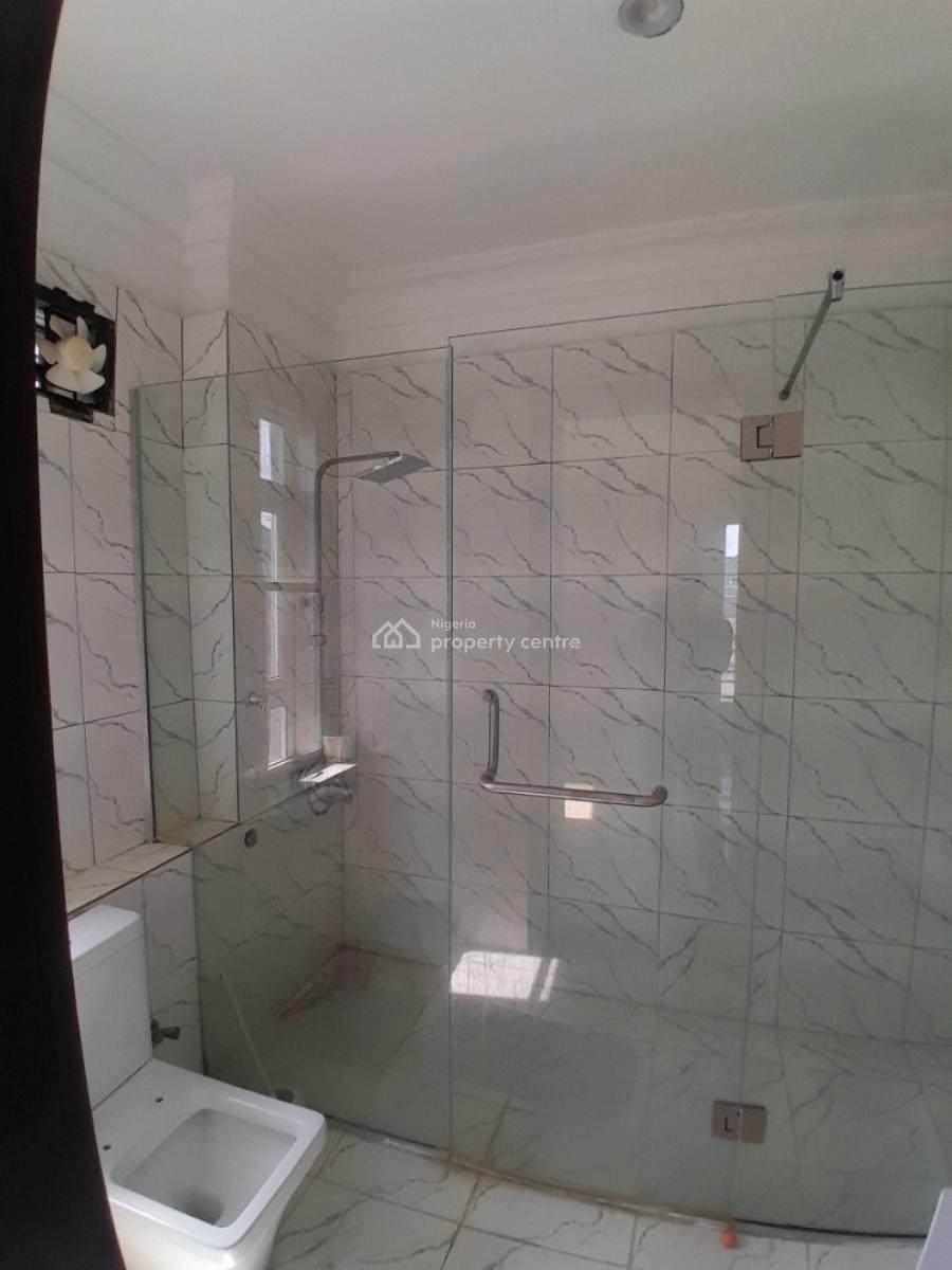 Two Bedrooms with Bq, Ayo Odobiyii Lekki Right, Lekki Phase 1, Lekki, Lagos, Flat / Apartment for Rent