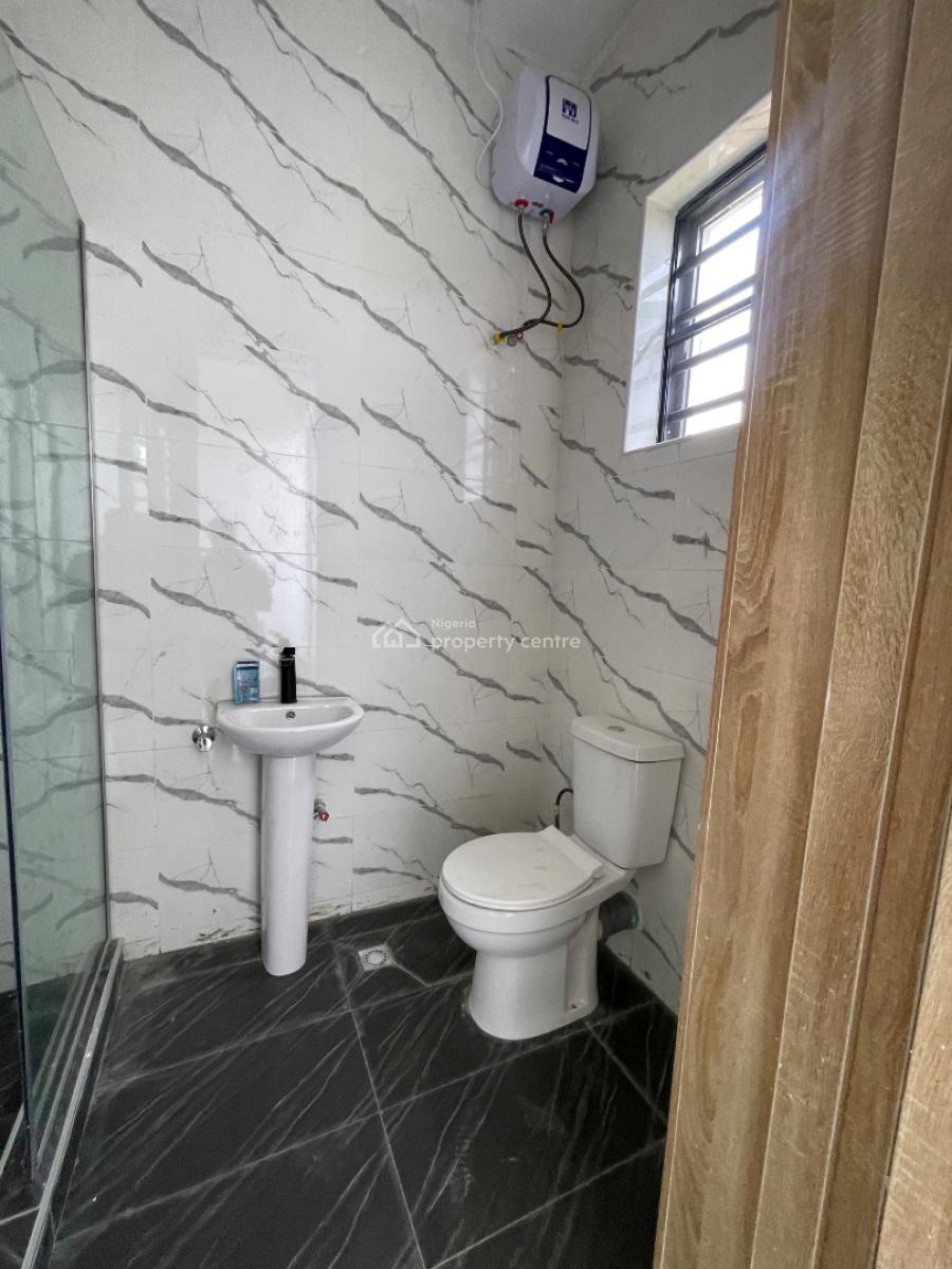 2 Bedroom Flat, Igbo Efon, Lekki, Lagos, Flat / Apartment for Sale