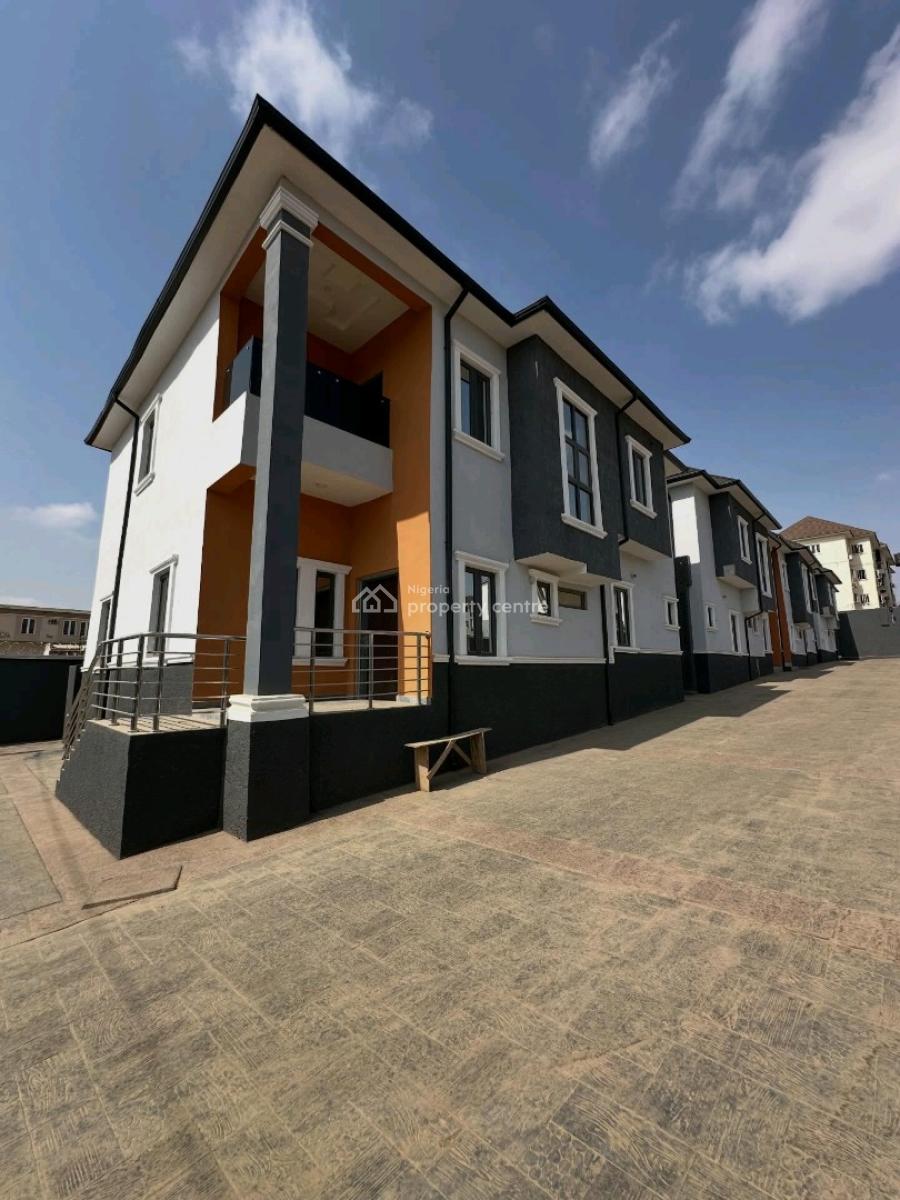 New 4 Bedroom Terrace Duplex + Boys Quarters Family Lounge All Rooms a, Life Camp, Abuja, House for Sale
