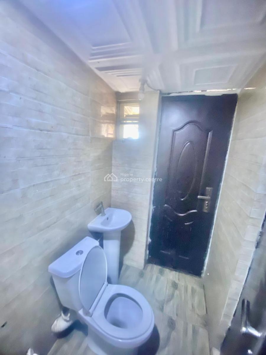 a Mini Flat Bq, Chevy View Estate Chevron, Lekki Phase 2, Lekki, Lagos, Mini Flat (room and Parlour) for Rent