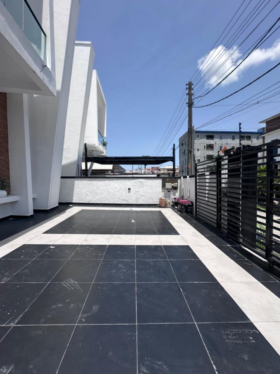5 Bedroom Fully Detached Duplex with Bq, Thomas Estate, Ajah, Lagos, Detached Duplex for Sale