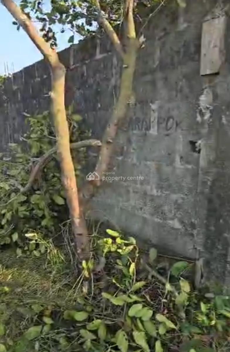 Fenced Distress 679 Square Meters Measured Land, Oko-olomi Off Golf Road Lakowe, Bogije, Ibeju Lekki, Lagos, Mixed-use Land for Sale