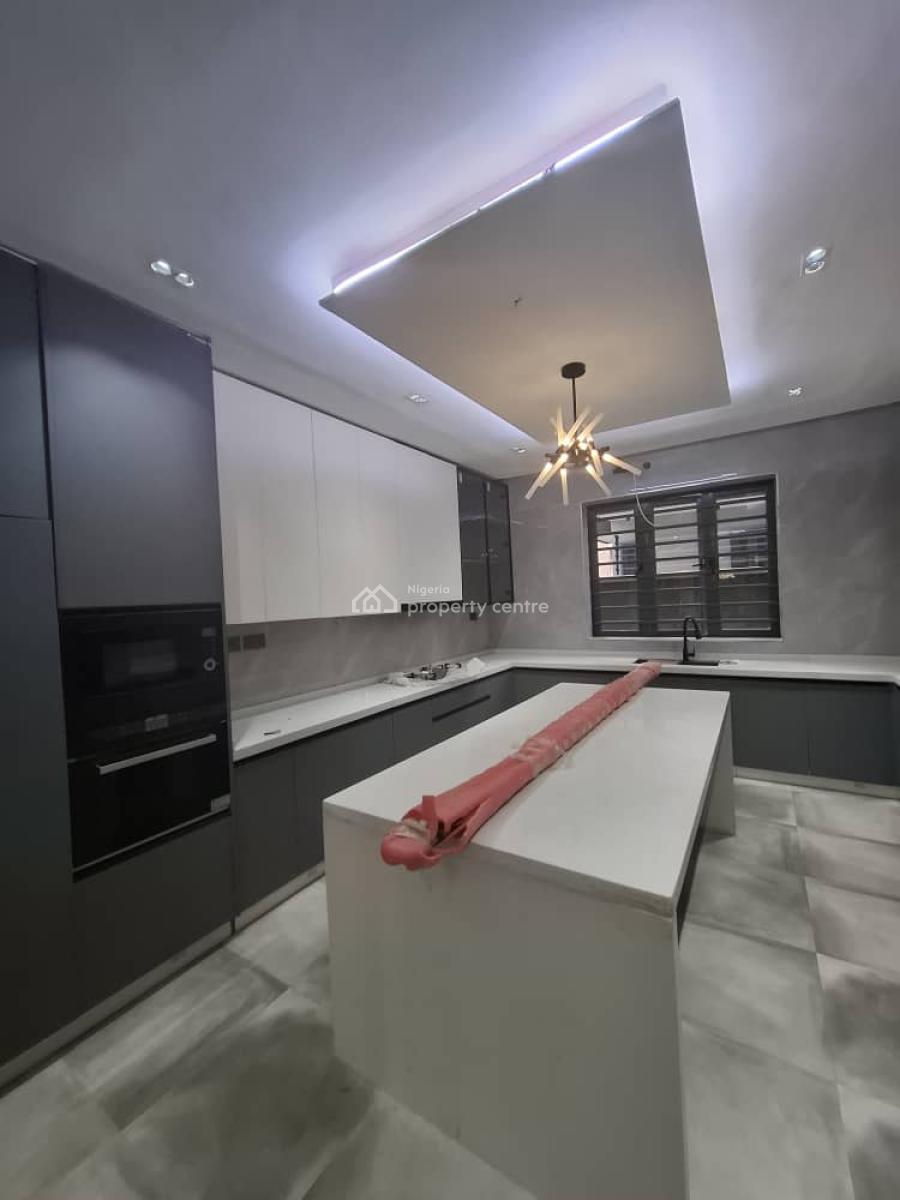 Luxurious   5 Bedroom Fully Detached Duplex, Ikeja Gra, Ikeja, Lagos, Detached Duplex for Sale