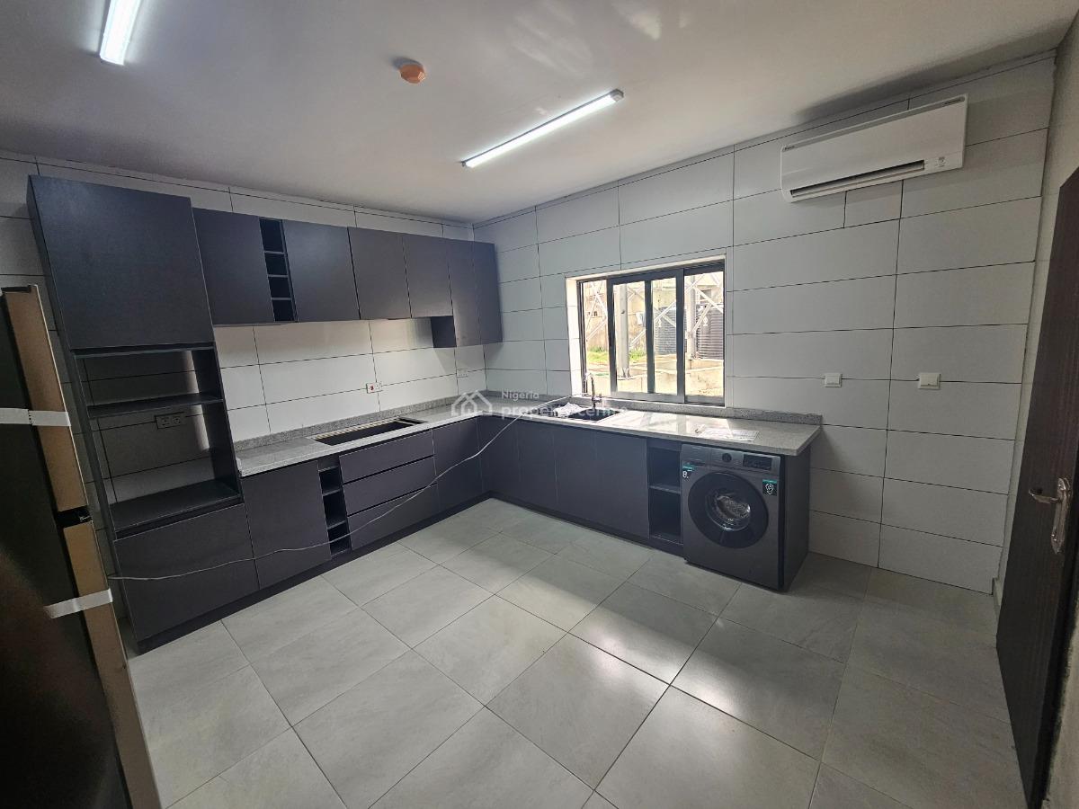 Luxury 4-bedroom Terraces, Beach Resort Estate, Osapa, Lekki, Lagos, Terraced Duplex for Rent