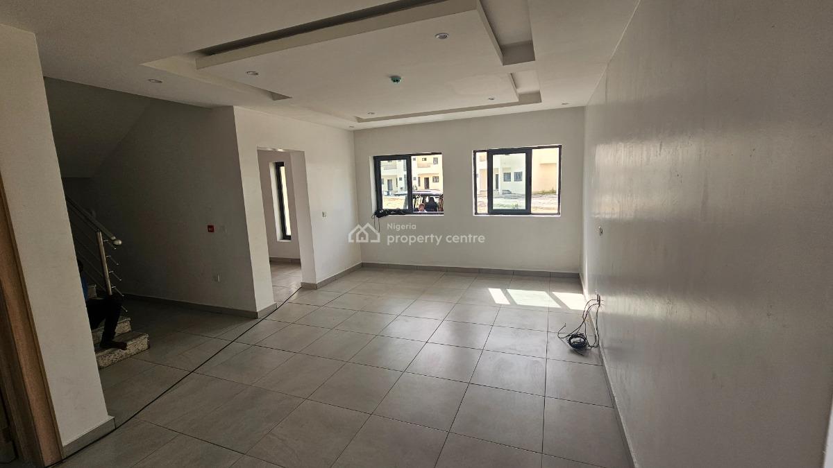 Luxury 4-bedroom Terraces, Beach Resort Estate, Osapa, Lekki, Lagos, Terraced Duplex for Rent