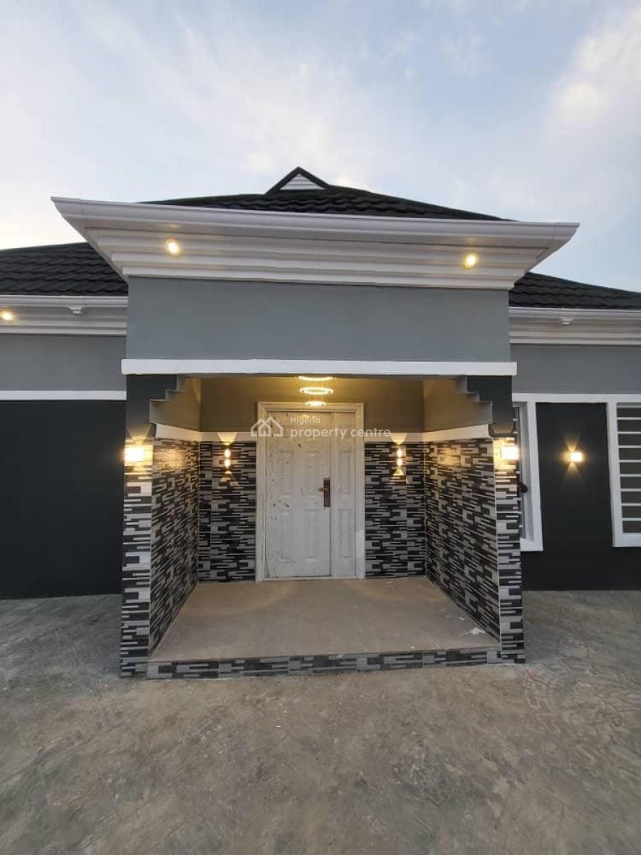 Newly Built 3-bedroom Bungalow + Room Bq & Security Post, Success Estate, Akuru, Elebu, Off Akala Expressway, Oluyole Extension, Ibadan, Oyo, Detached Bungalow for Sale