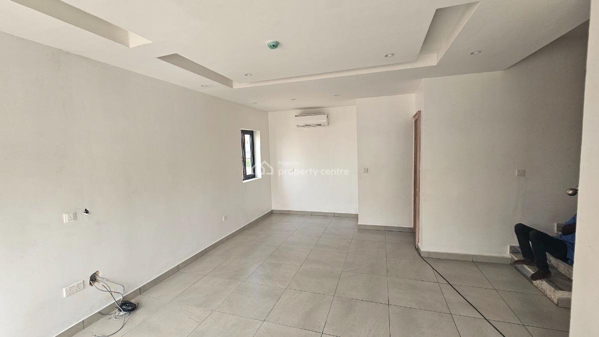 4-bedroom Semi-detached House, Beach Resort Estate, Osapa, Lekki, Lagos, Semi-detached Duplex for Rent