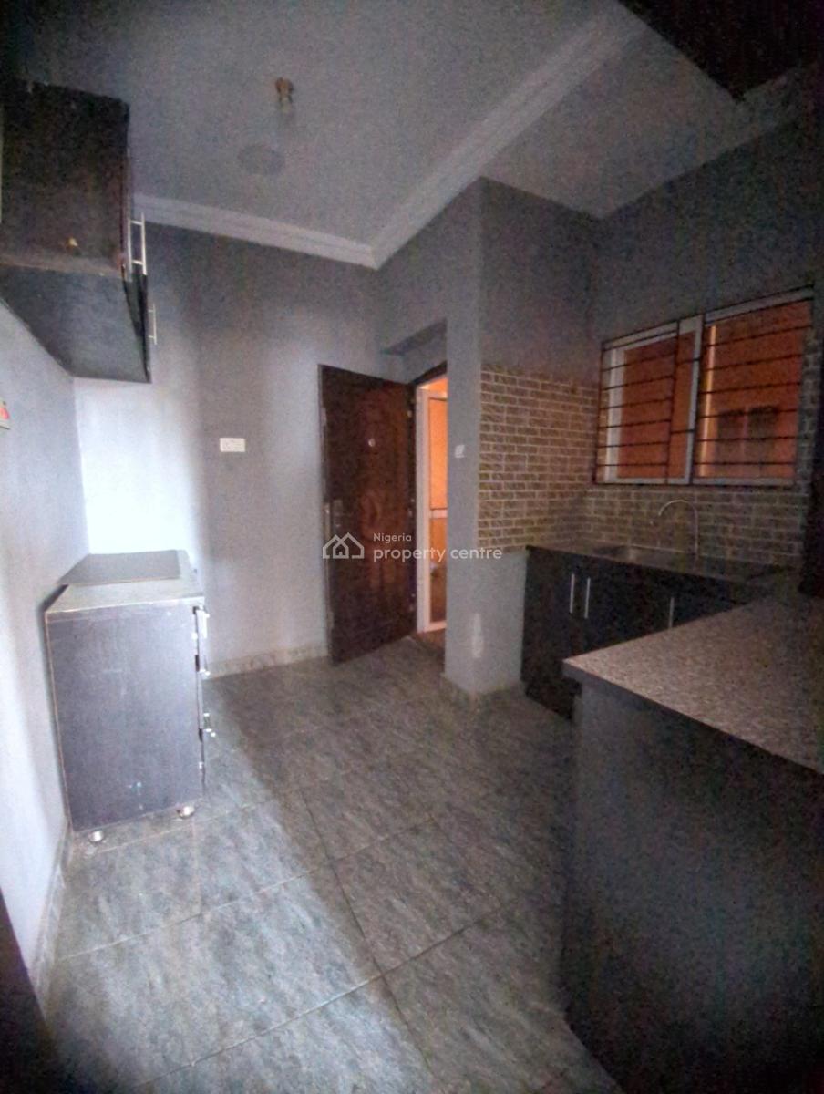 2 Bedrooms Apartment, Upstairs, Salem, Ikate, Lekki, Lagos, Flat / Apartment for Rent