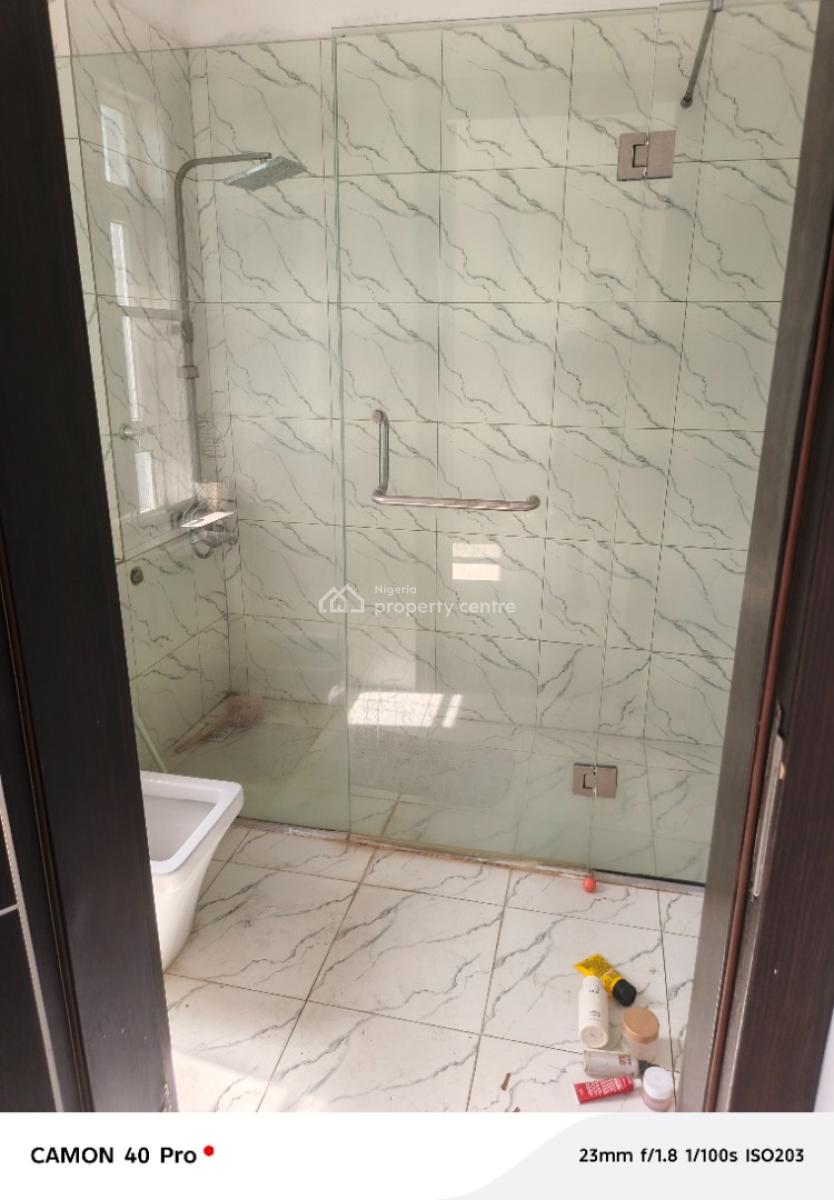 2 Bedroom Apartment for, White Sand Street, Lekki Phase 1, Lekki, Lagos, Flat / Apartment for Rent