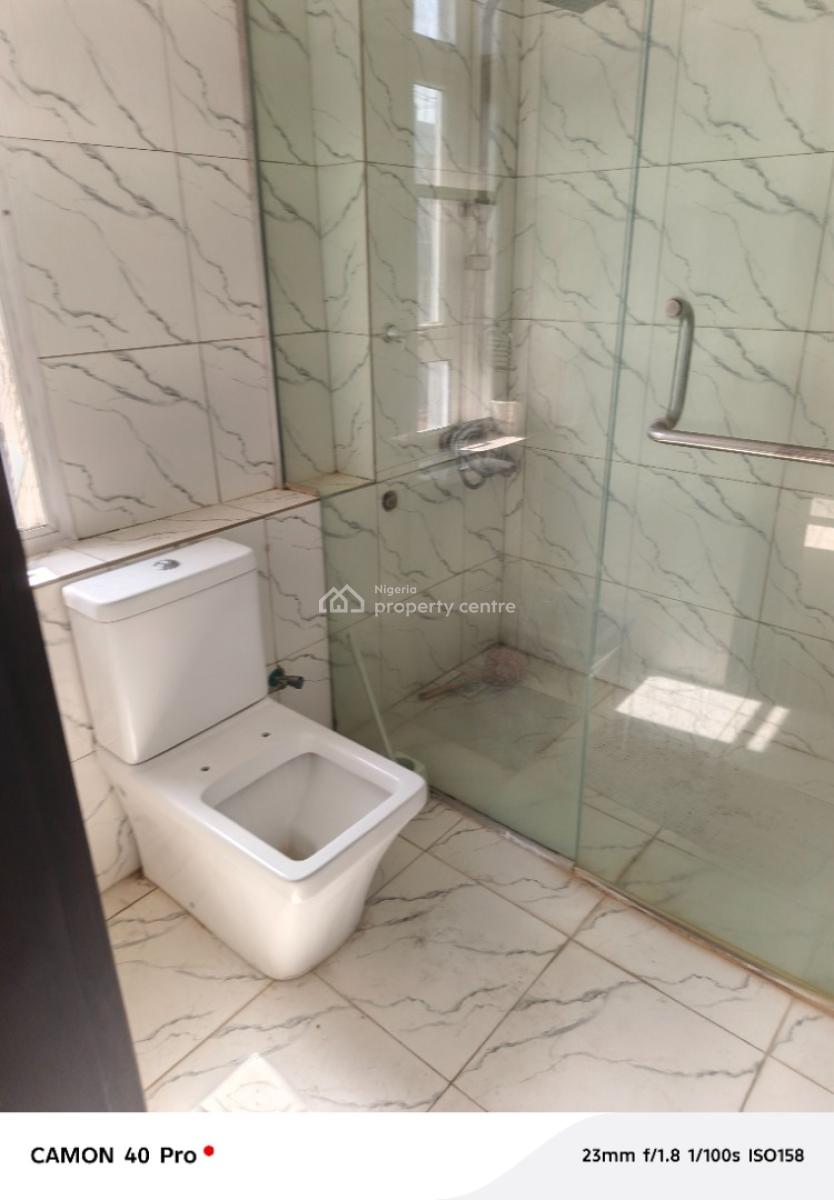 2 Bedroom Apartment for, White Sand Street, Lekki Phase 1, Lekki, Lagos, Flat / Apartment for Rent
