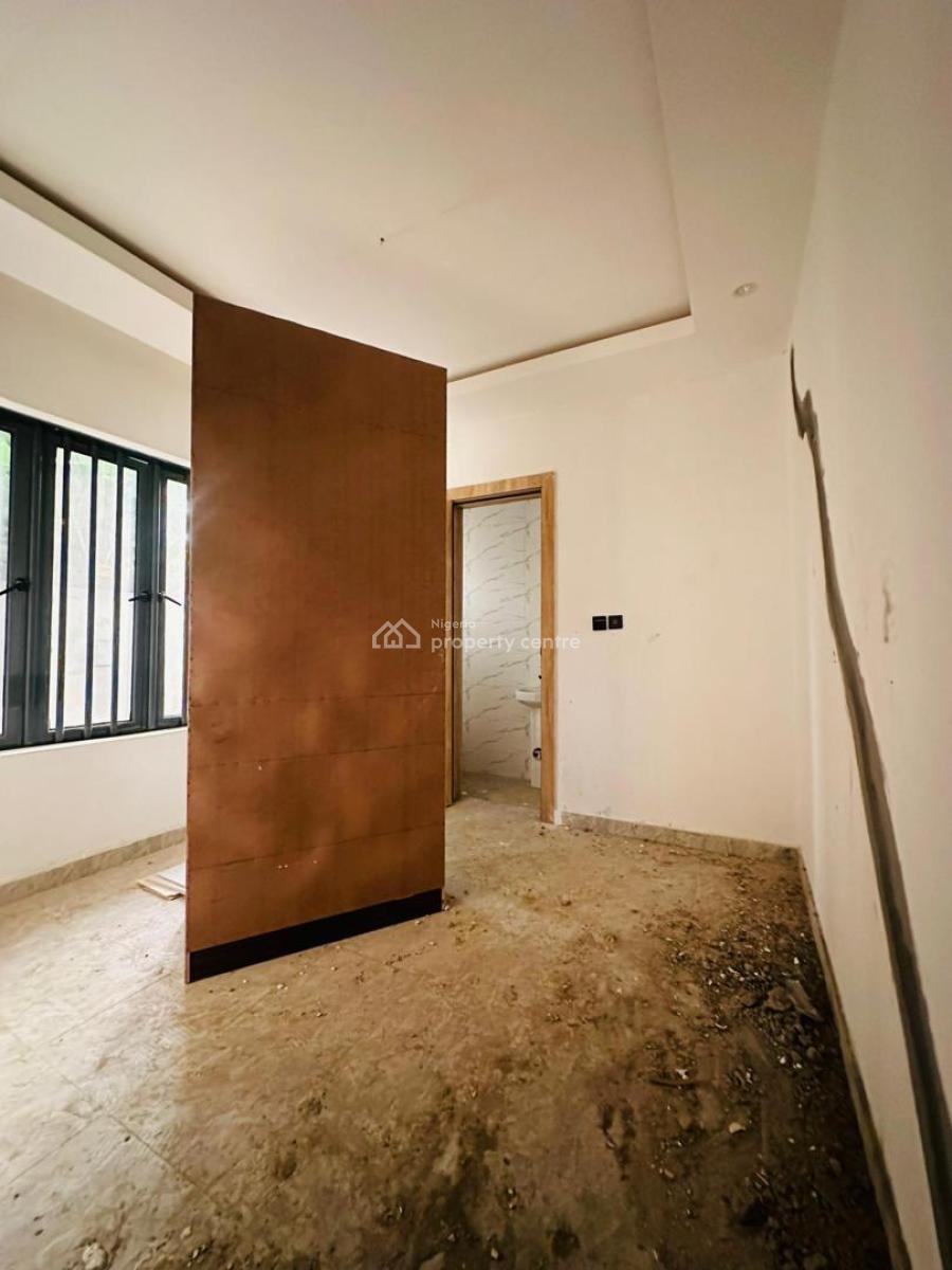 Eye Catchy 4 Bedroom Apartment, Gra Phase 2, Magodo, Lagos, Flat / Apartment for Sale