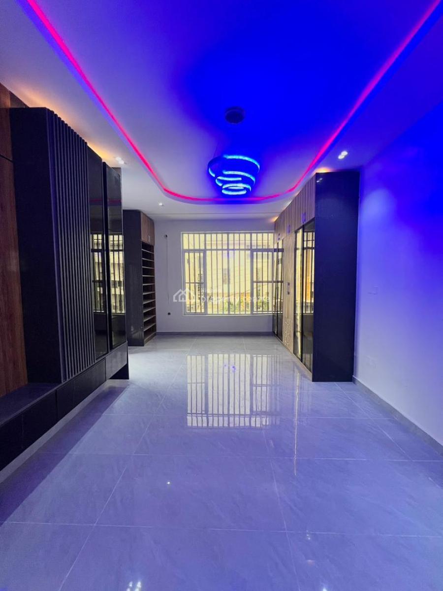 Enormous 5bedroom Duplex with a Bq, Osapa, Lekki, Lagos, Detached Duplex for Sale