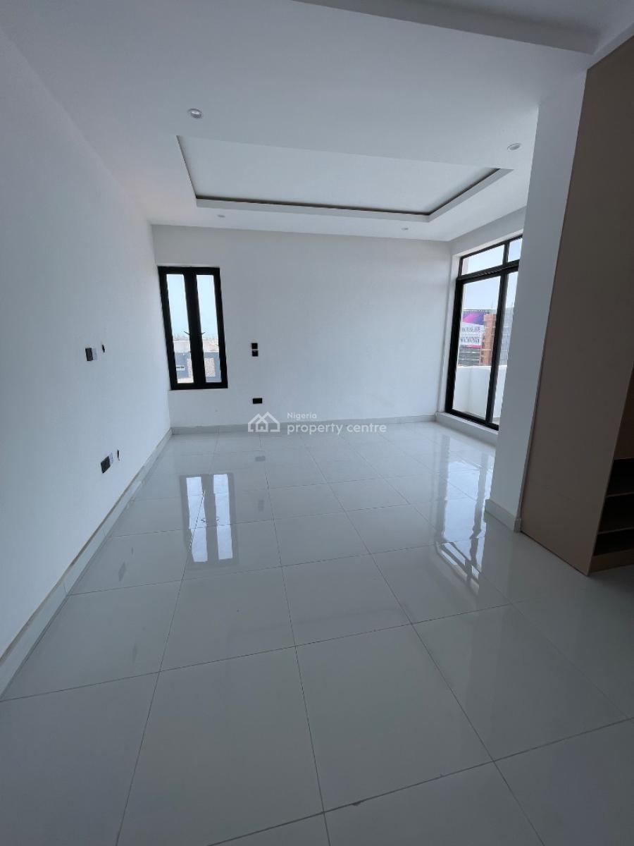 Luxury 3bedroom Penthouse with Bq and a Private Lounge, Freedom Way, Lekki Phase 1, Lekki, Lagos, Flat / Apartment for Sale