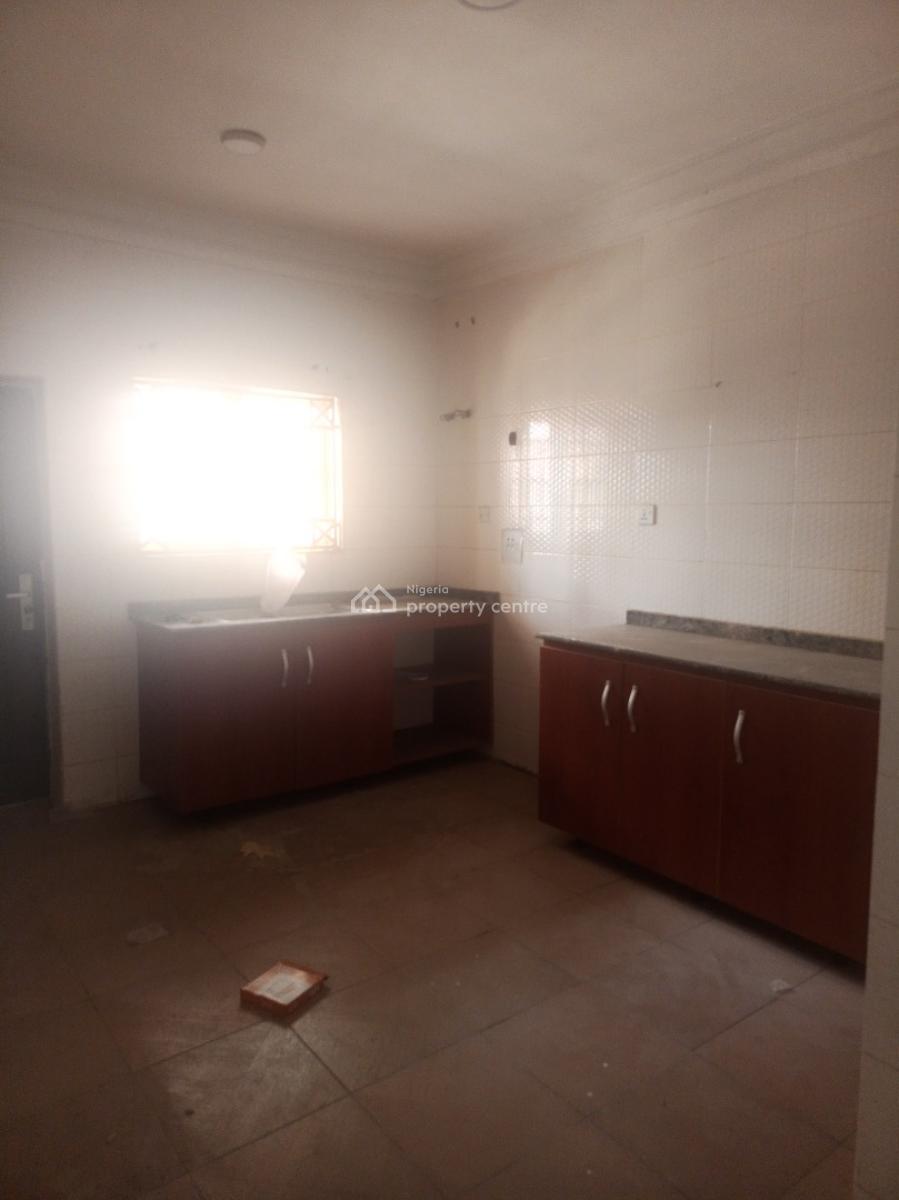 Newly Renovated, Massive 3 Bedroom Block of Flats, Navy Quarters, Jahi, Abuja, Flat / Apartment for Rent