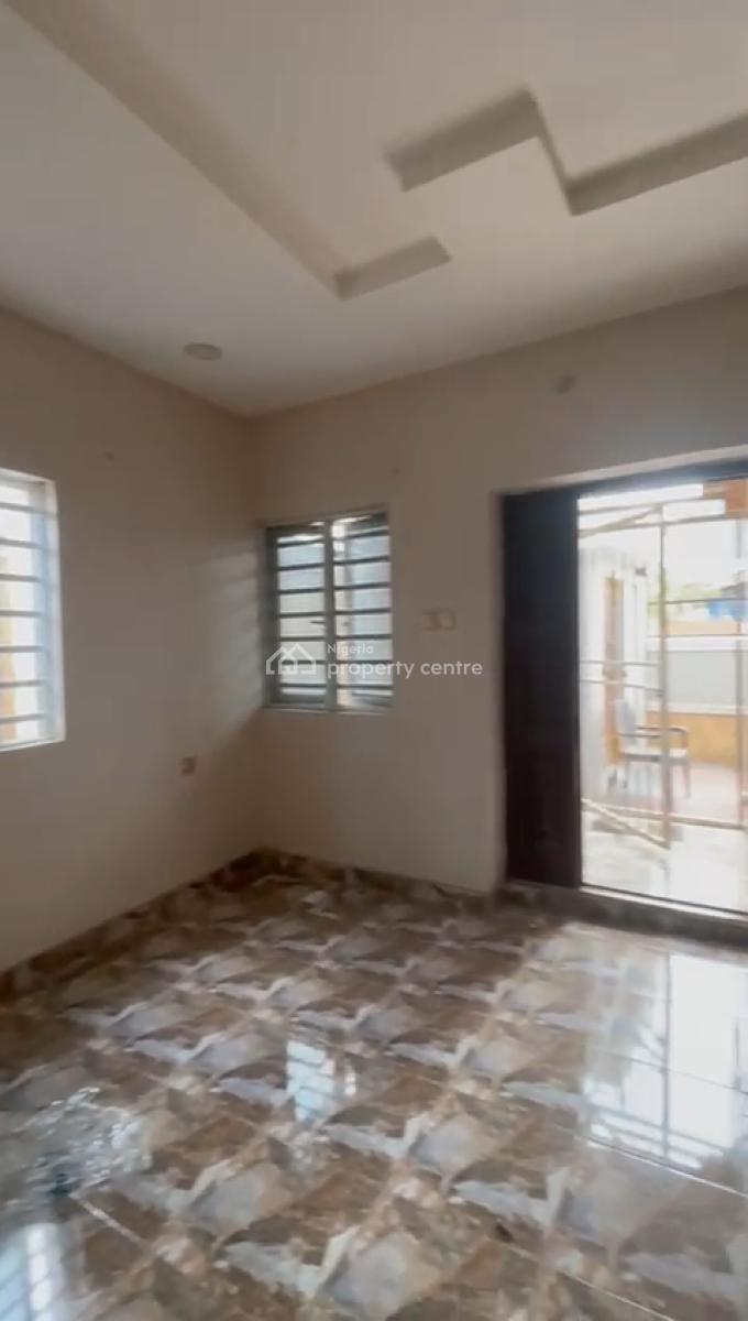 Spacious Miniflat, Goodluck Street, Ori-oke, Ogudu, Lagos, Flat / Apartment for Rent