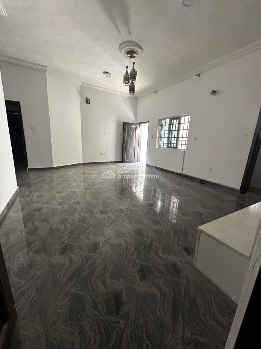 Specious Self Services 3bedroom Flat, Osapa, Lekki, Lagos, Flat / Apartment for Rent