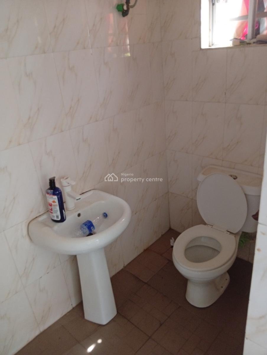 Lovely 2 Bedroom Flat Apartment, Sabo, Ojodu, Ojodu Berger, Ojodu, Lagos, Flat / Apartment for Rent