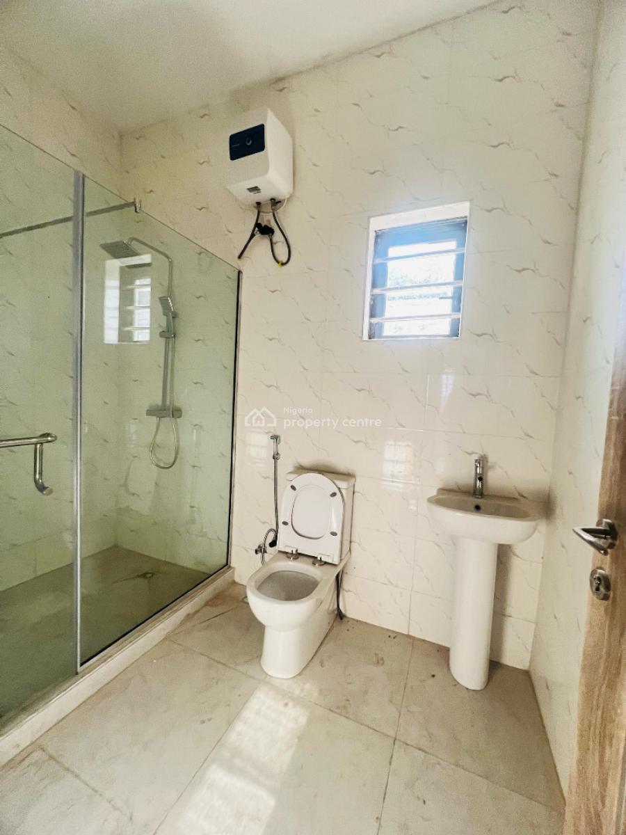 Breathtaking 5 Bedroom Fully Detached Duplex Plus Study Room and Bq, Magodo, Lagos, Detached Duplex for Sale