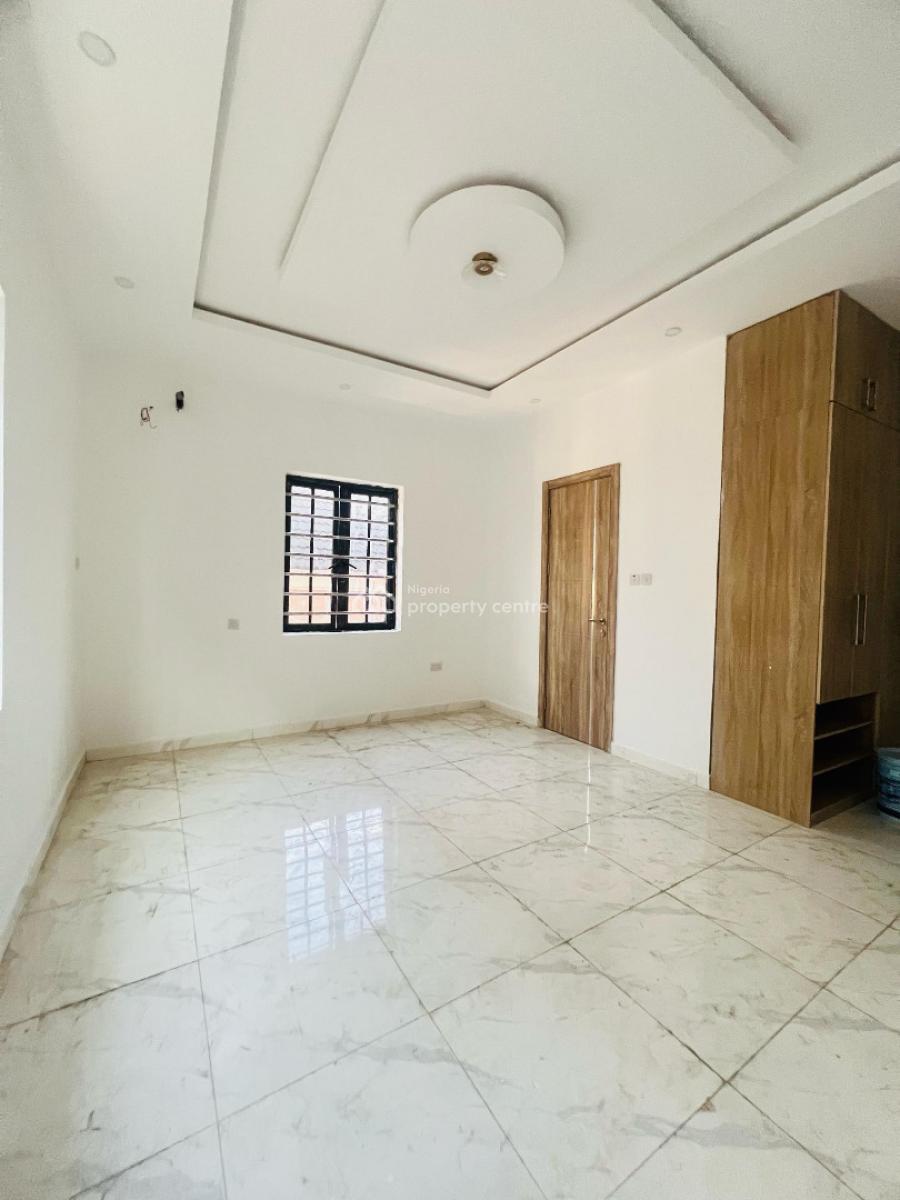 Breathtaking 5 Bedroom Fully Detached Duplex Plus Study Room and Bq, Magodo, Lagos, Detached Duplex for Sale