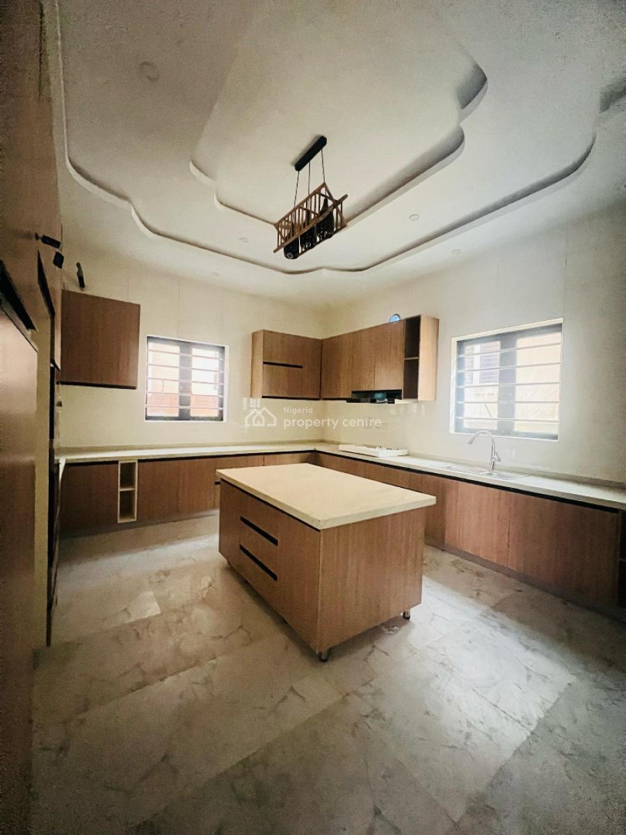 Breathtaking 5 Bedroom Fully Detached Duplex Plus Study Room and Bq, Magodo, Lagos, Detached Duplex for Sale