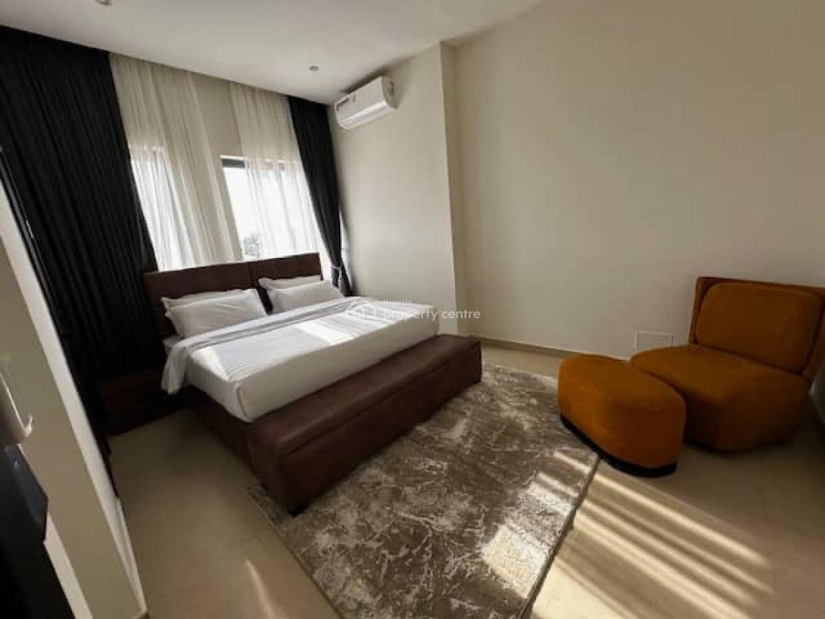 Beautiful 2 Bedrooms Apartment with Swimming in a Secure Environment, Oluwakayode Jacobs Crescent, Freedom Way, Lekki Phase 1, Lekki, Lagos, Flat / Apartment Short Let