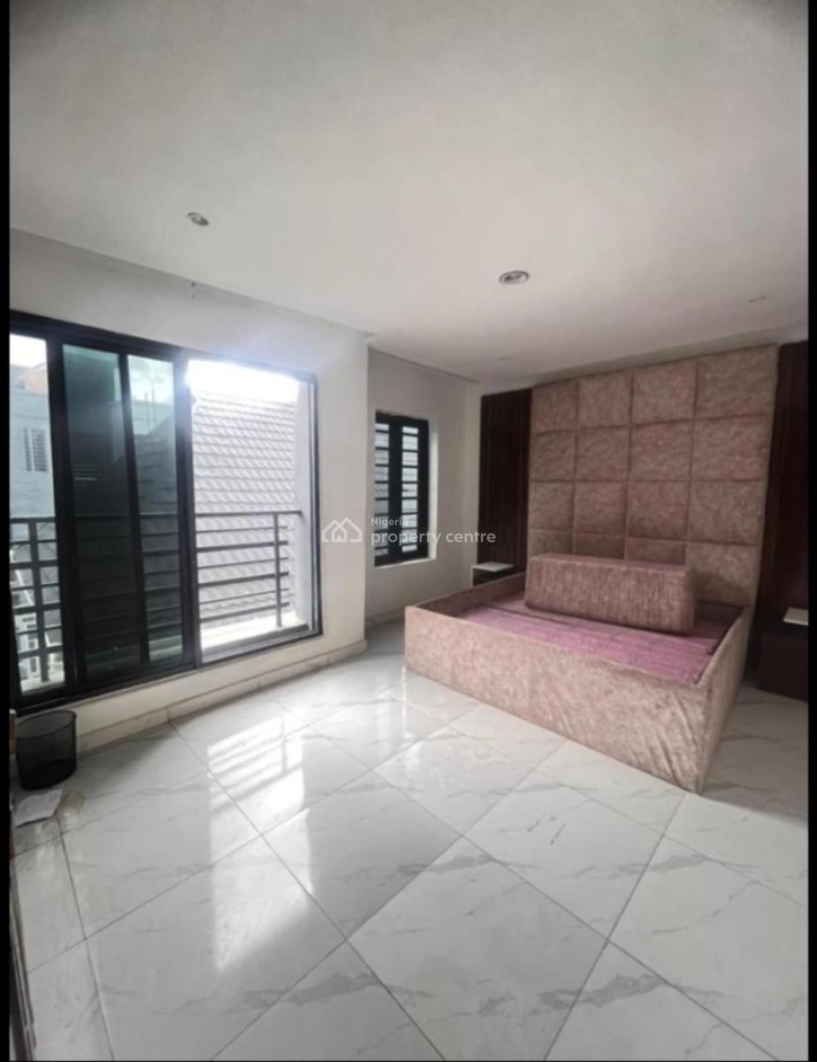 Lovely 2 Bedroom Apartment (2 Units Available), Ologolo, Ologolo, Lekki, Lagos, Flat / Apartment for Rent