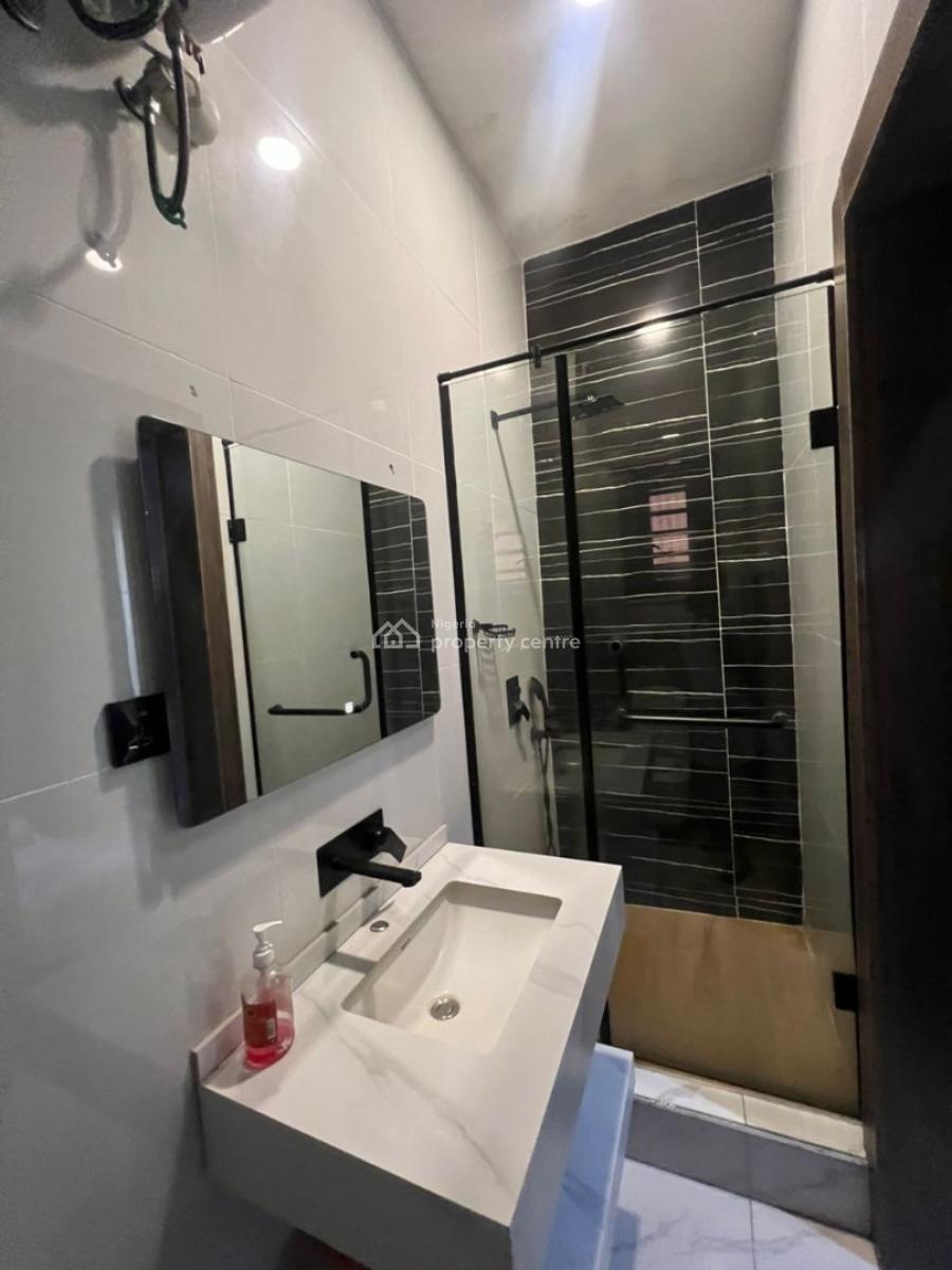 Furnished & Fully Serviced 2 Bedroom Apartment with Pool, Lekki Phase 1, Lekki Lagos., Lekki, Lagos, Flat / Apartment Short Let