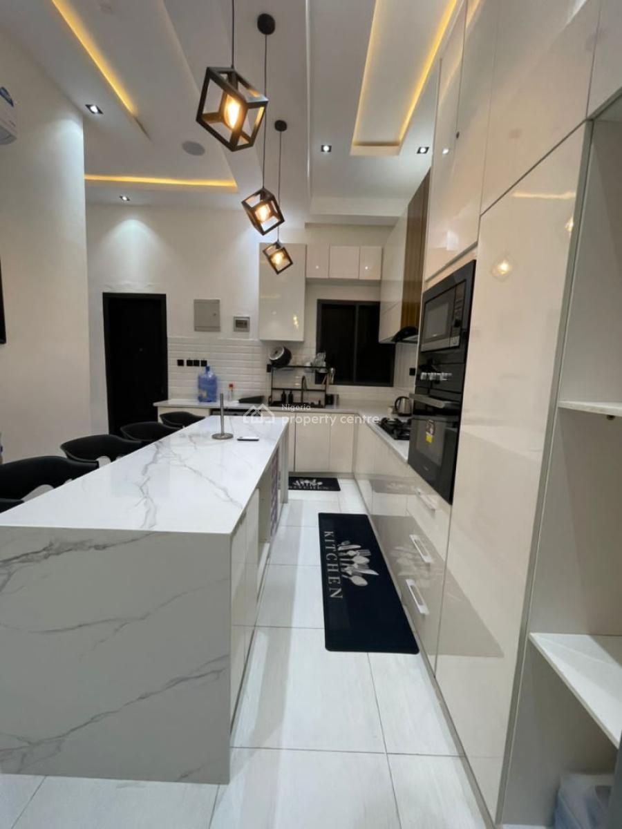 Luxury Fully Furnished 2bedroom Apartment with Excellent Facility, Lekki Phase 1, Lekki, Lagos, Flat / Apartment for Rent