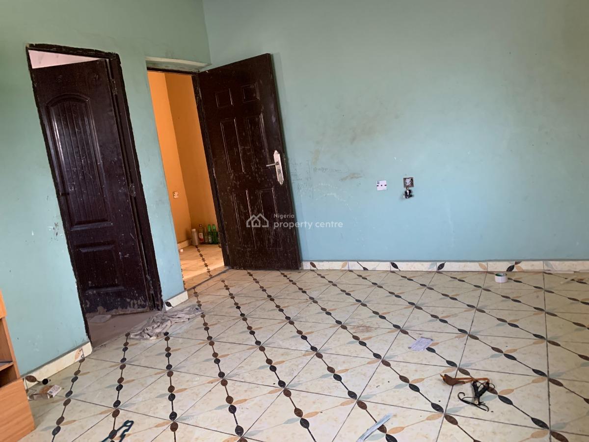 Spacious 2 Bedroom Upstairs, Abijo, Ajah, Lagos, Flat / Apartment for Rent