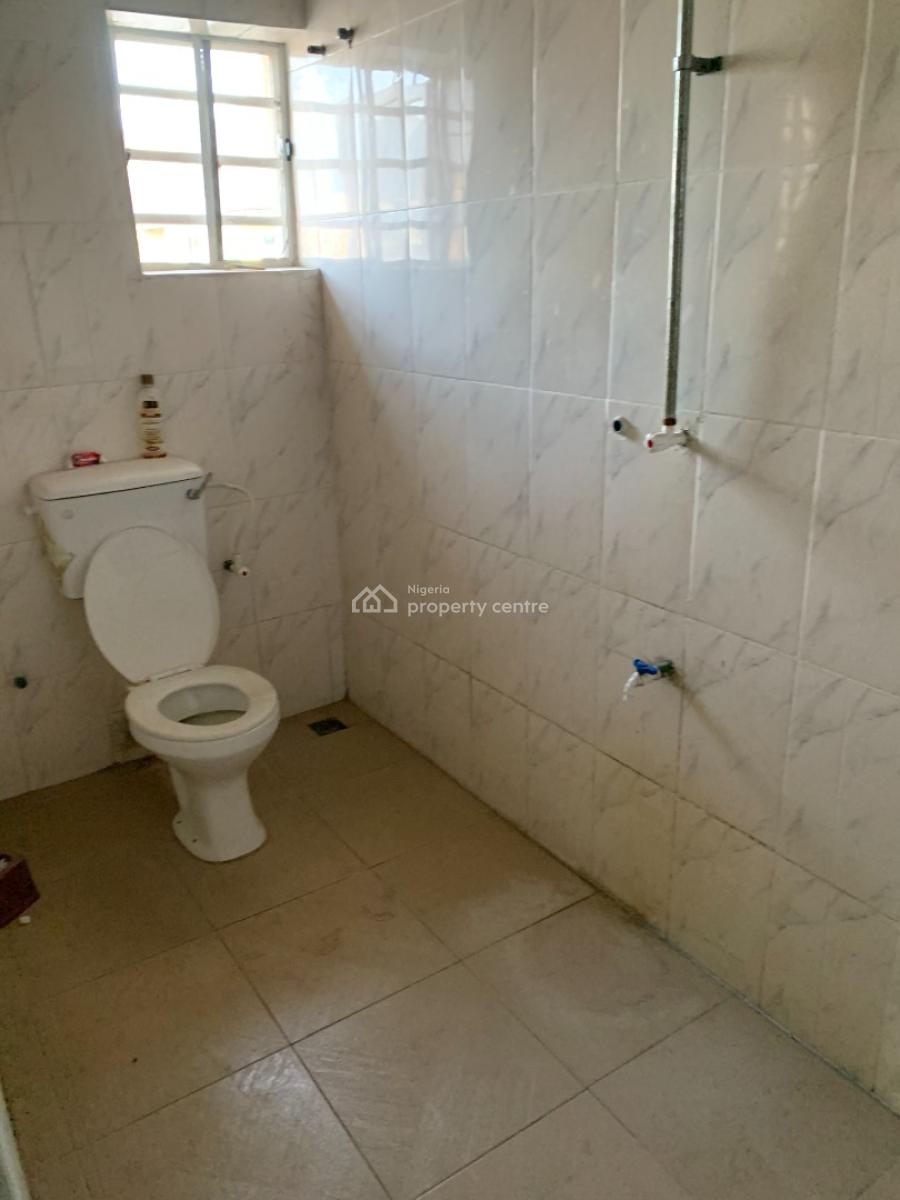 Spacious 2 Bedroom Upstairs, Abijo, Ajah, Lagos, Flat / Apartment for Rent