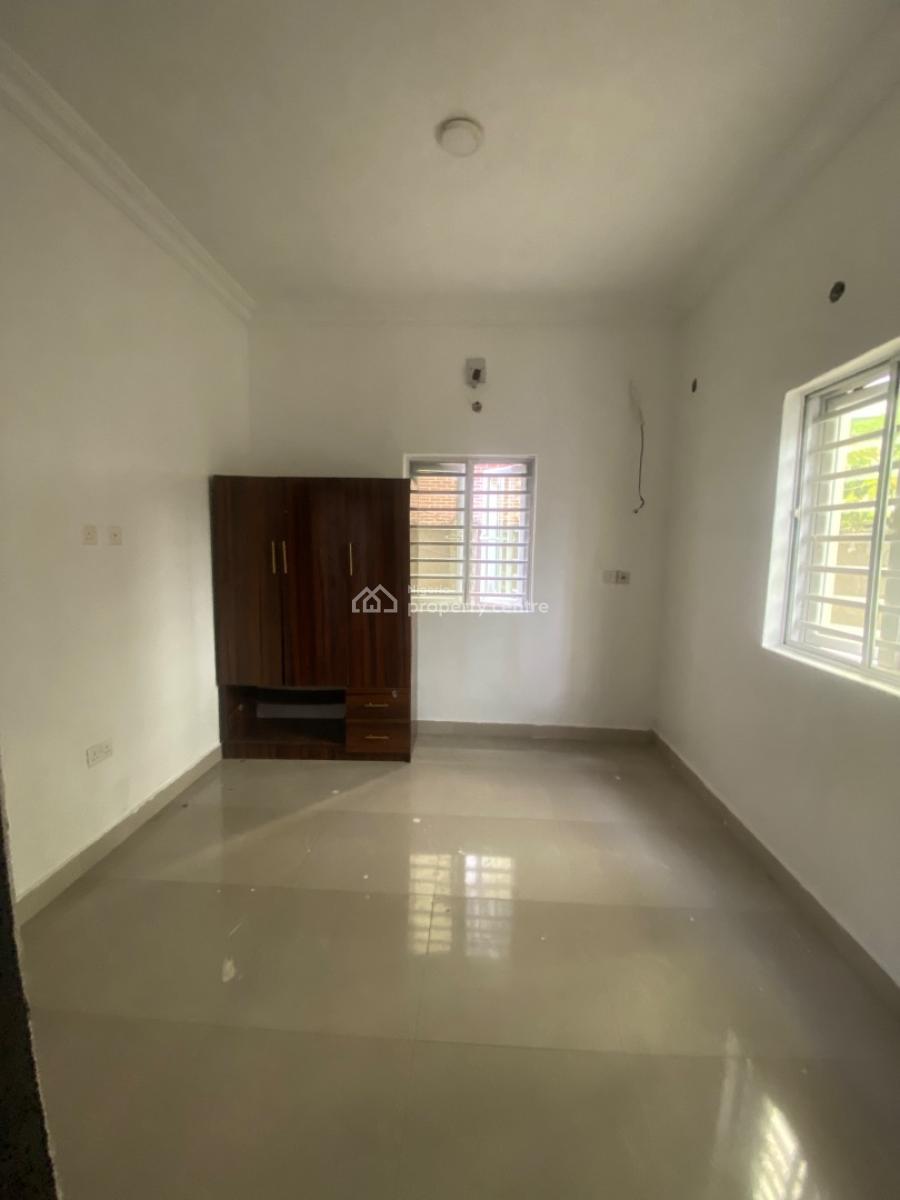 Spacious 2 Bedroom Apartment in a Serene Estate, Sangotedo, Ajah, Lagos, Flat / Apartment for Rent
