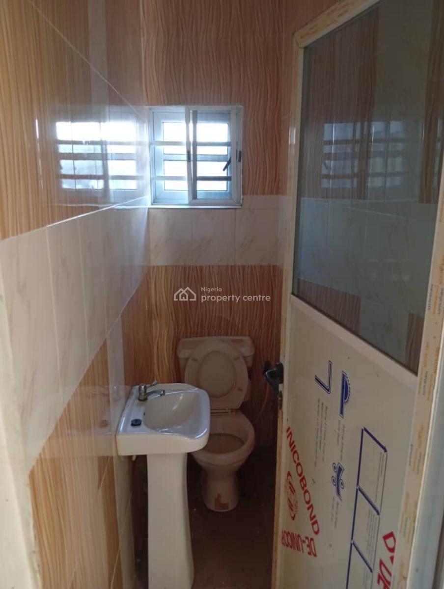 Decent 2 Bedroom Flat with 3 Toilets, Water Heater, Wardrobe, Kitchen, Sabo Ojodu, Ojodu, Lagos, Flat / Apartment for Rent