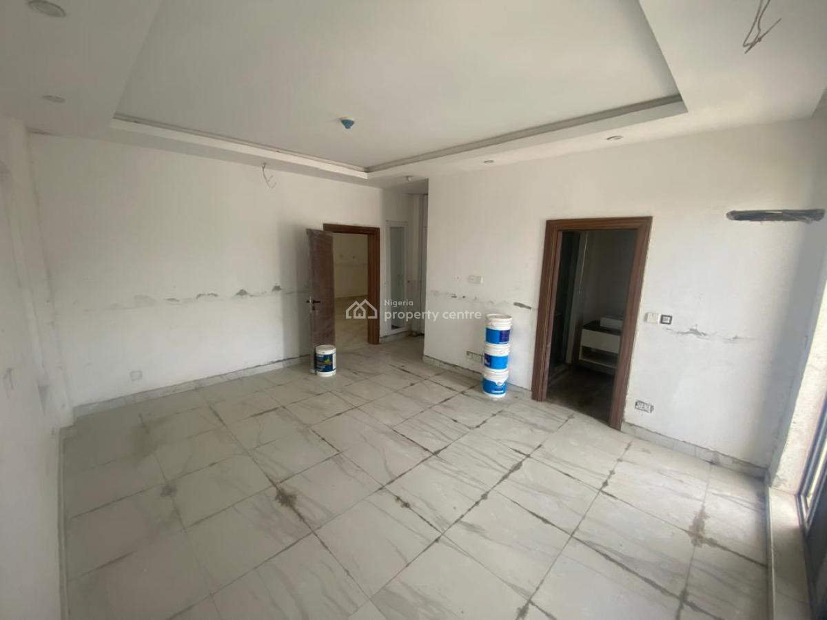 Luxury 2 Bedroom Flat, Periwinkle Estate, Lekki Phase 1, Lekki, Lagos, Flat / Apartment for Rent