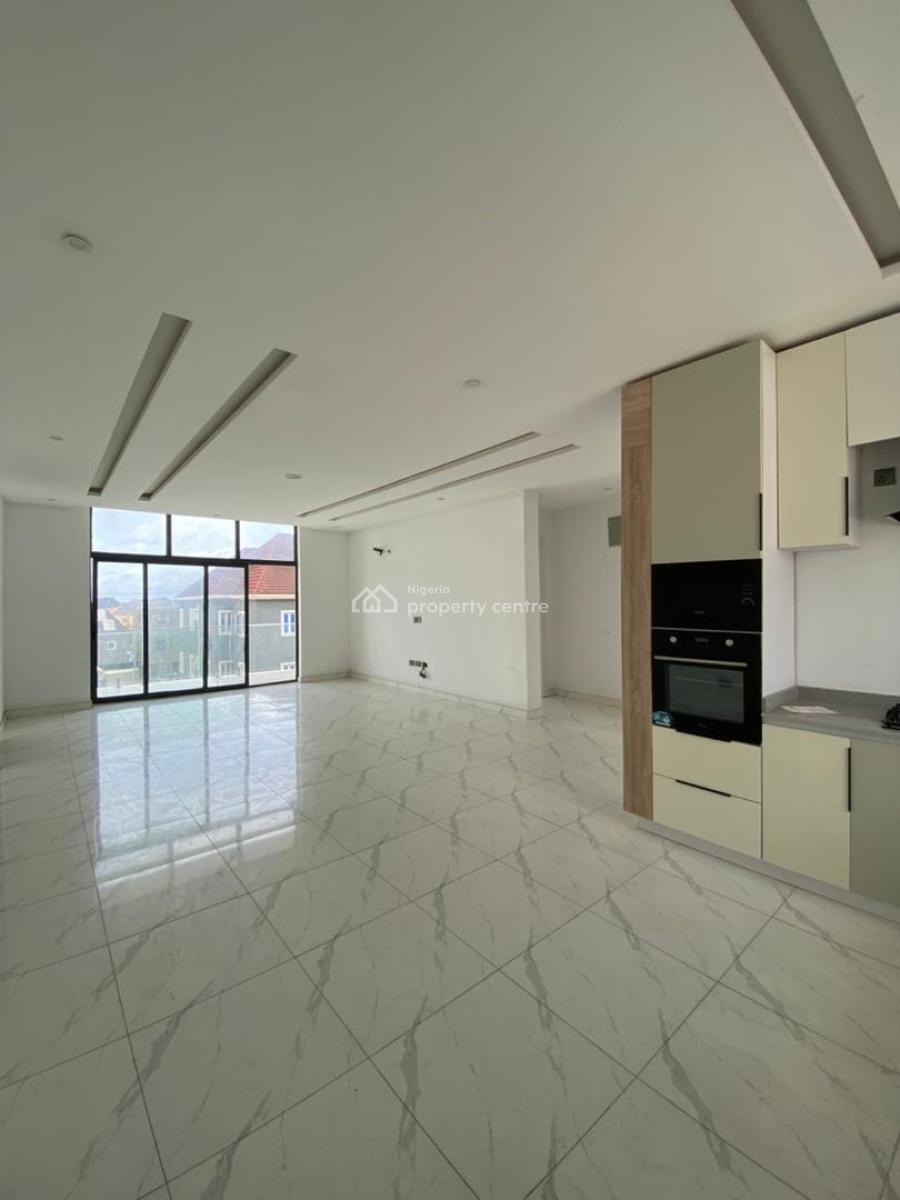 Stunning 2 Bedroom Apartment, Chevron, Lekki, Lagos, Block of Flats for Sale