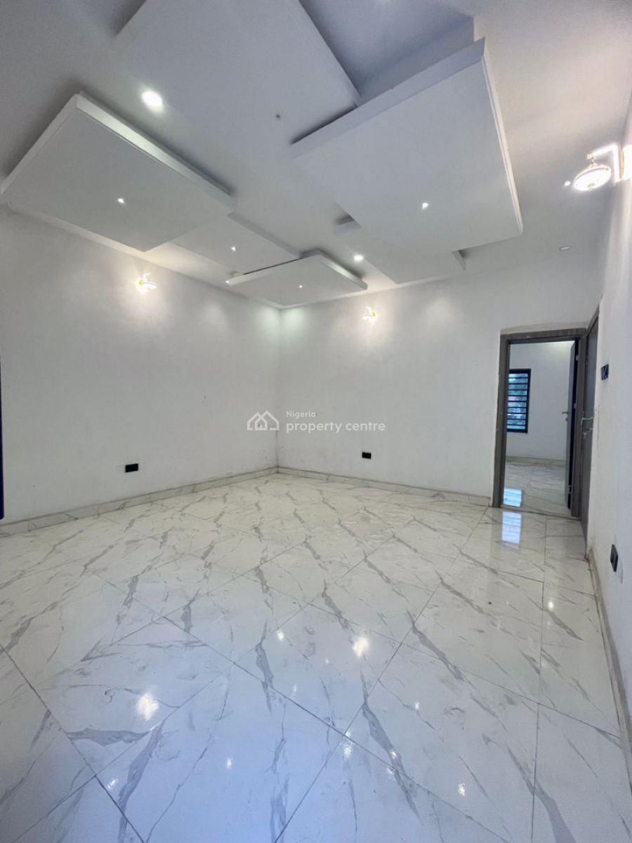 Elegant 3 Bedroom Terrace Duplex Plus Garage with a Room Bq, Yaba, Lagos, Terraced Duplex for Sale