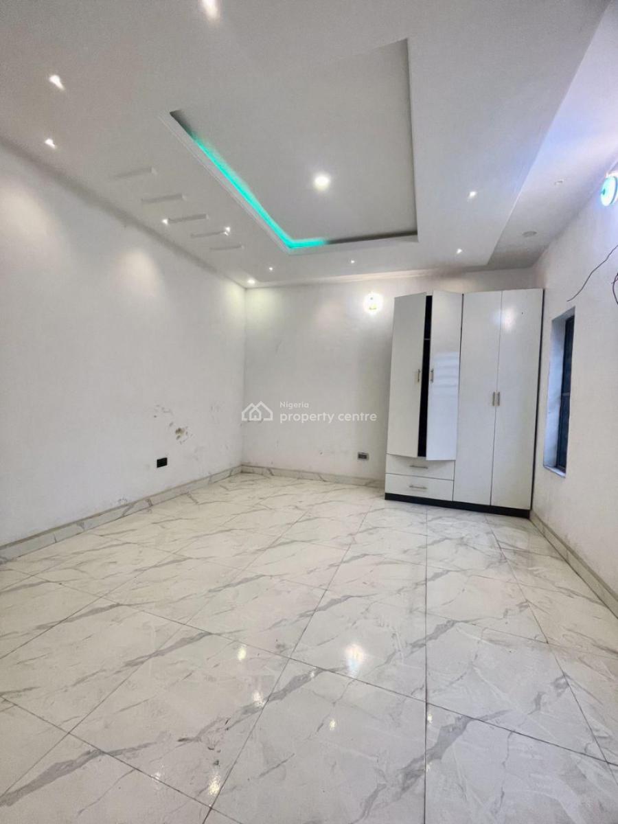 Elegant 3 Bedroom Terrace Duplex Plus Garage with a Room Bq, Yaba, Lagos, Terraced Duplex for Sale