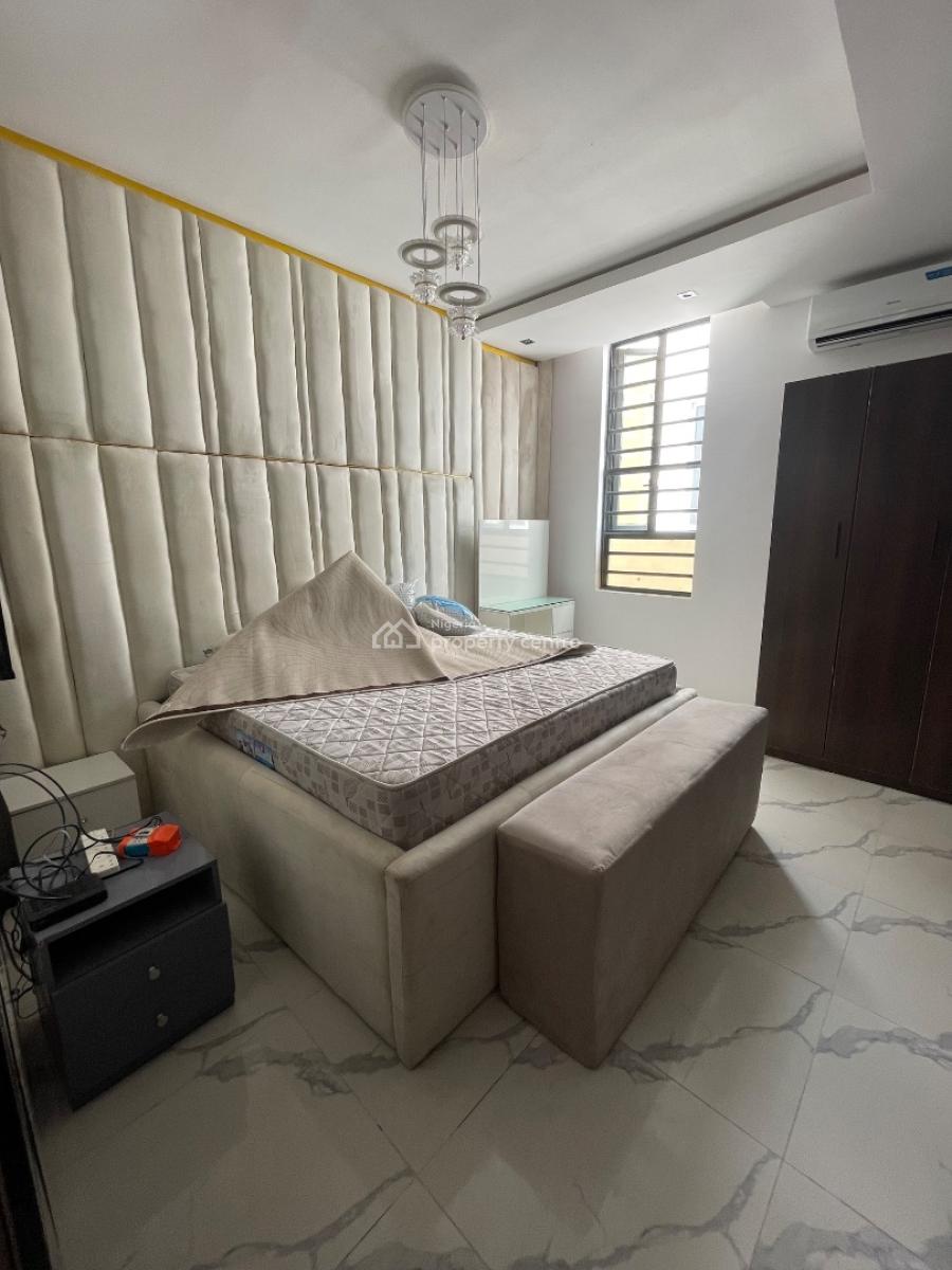 Fully Furnished Modern 3bedroom Apartment, Off Admiralty, Lekki Phase 1, Lekki, Lagos, Flat / Apartment for Rent