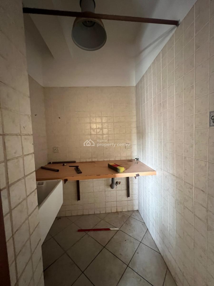 4 Bedroom Apartment with Gym and Swimming Pool and Bq, Old Ikoyi, Ikoyi, Lagos, Flat / Apartment for Rent