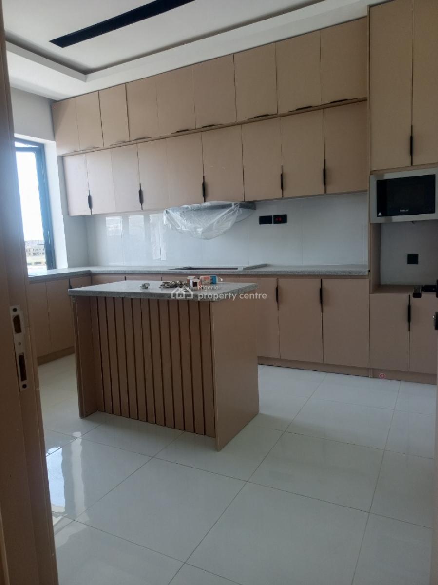 Newly Built and Beautifully Finished 3bedroom Penthouse Apartment +bq, Itedo Estate Freedom Way Lekki, Lekki Phase 1, Lekki, Lagos, Flat / Apartment for Sale