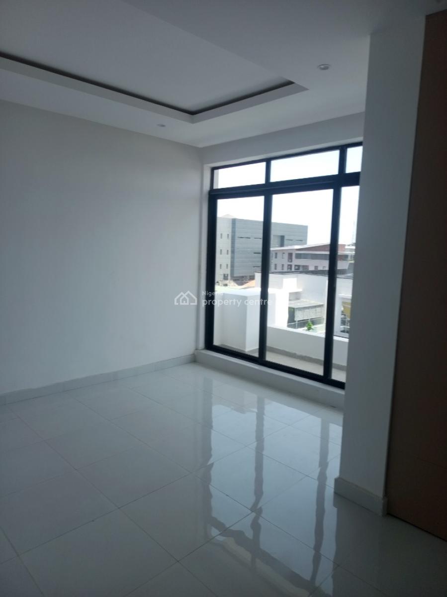 Newly Built and Beautifully Finished 3bedroom Penthouse Apartment +bq, Itedo Estate Freedom Way Lekki, Lekki Phase 1, Lekki, Lagos, Flat / Apartment for Sale