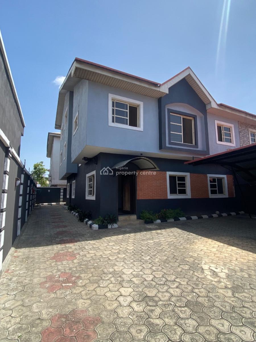 Luxury Spacious 4 Bedroom Semi Detached Duplex Witb 2bqs, Ikoyi Gerrad Road , in a Beautiful Estate, Ikoyi, Lagos, Semi-detached Duplex for Rent